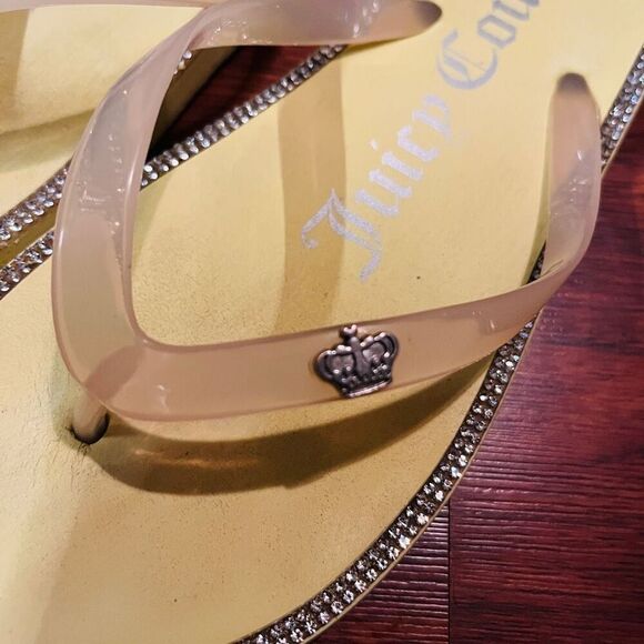 Juicy Couture Step into the sunshine Yellow flip flops 7 - Picture 10 of 12
